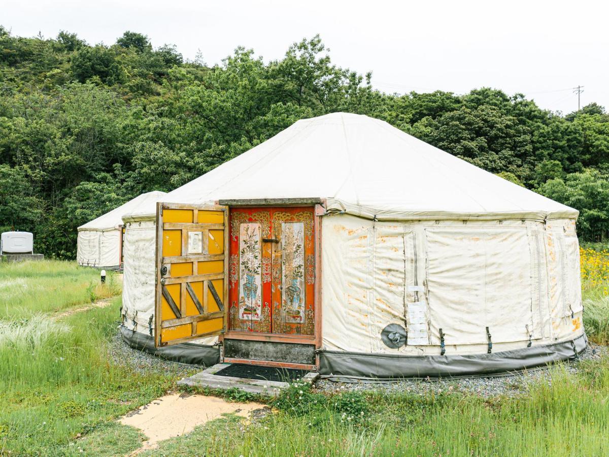 直島町ふるさと海の家 つつじ荘 -Seaside Park Stay Tsutsujiso- Buitenkant foto