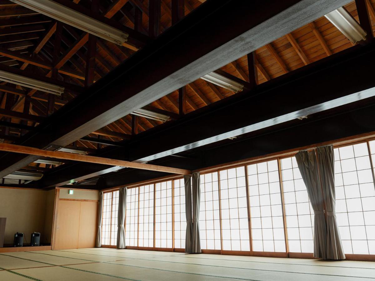 直島町ふるさと海の家 つつじ荘 -Seaside Park Stay Tsutsujiso- Buitenkant foto