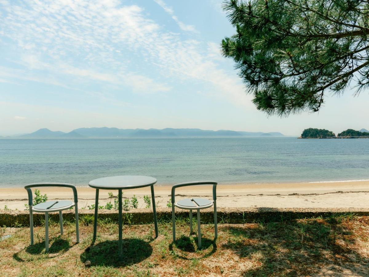 直島町ふるさと海の家 つつじ荘 -Seaside Park Stay Tsutsujiso- Buitenkant foto