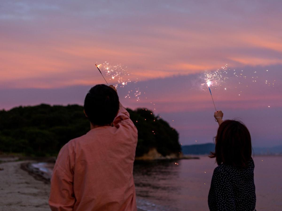 直島町ふるさと海の家 つつじ荘 -Seaside Park Stay Tsutsujiso- Buitenkant foto